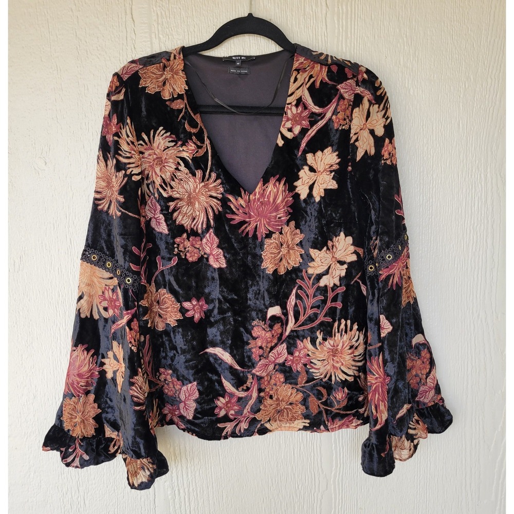 Women's Miss Me Top Burnout‎ Velvet Size Bell Sleeves Fall Floral Size Medium